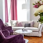 Hotell Boutiquehotel Bergvilla Am Fusse Der Alpen (adults Only) Dafins
