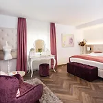 Boutiquehotel Bergvilla Am Fusse Der Alpen (adults Only)