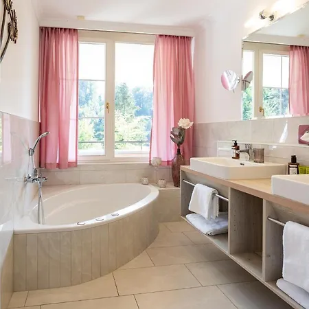Boutiquehotel Bergvilla Am Fusse Der Alpen (adults Only)