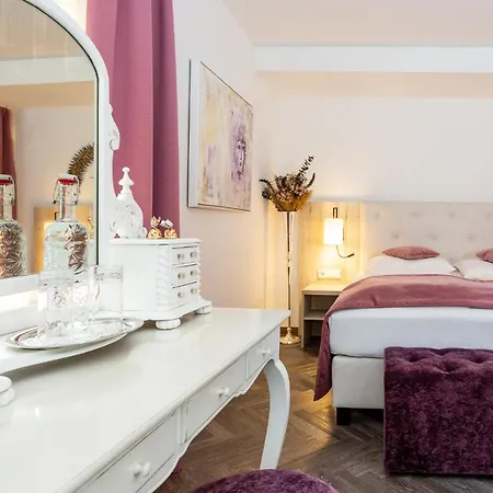 Boutiquehotel Bergvilla Am Fusse Der Alpen (adults Only)