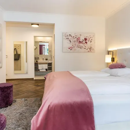 호텔 Boutiquehotel Bergvilla Am Fusse Der Alpen (adults Only) Dafins