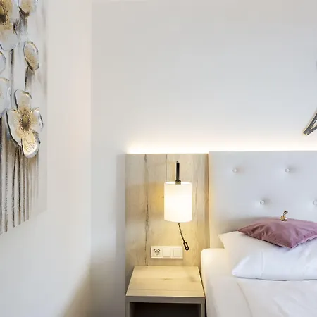 호텔 Boutiquehotel Bergvilla Am Fusse Der Alpen (adults Only) Dafins
