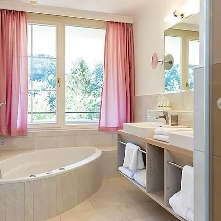 Boutiquehotel Bergvilla Am Fusse Der Alpen (adults Only) 3* Dafins